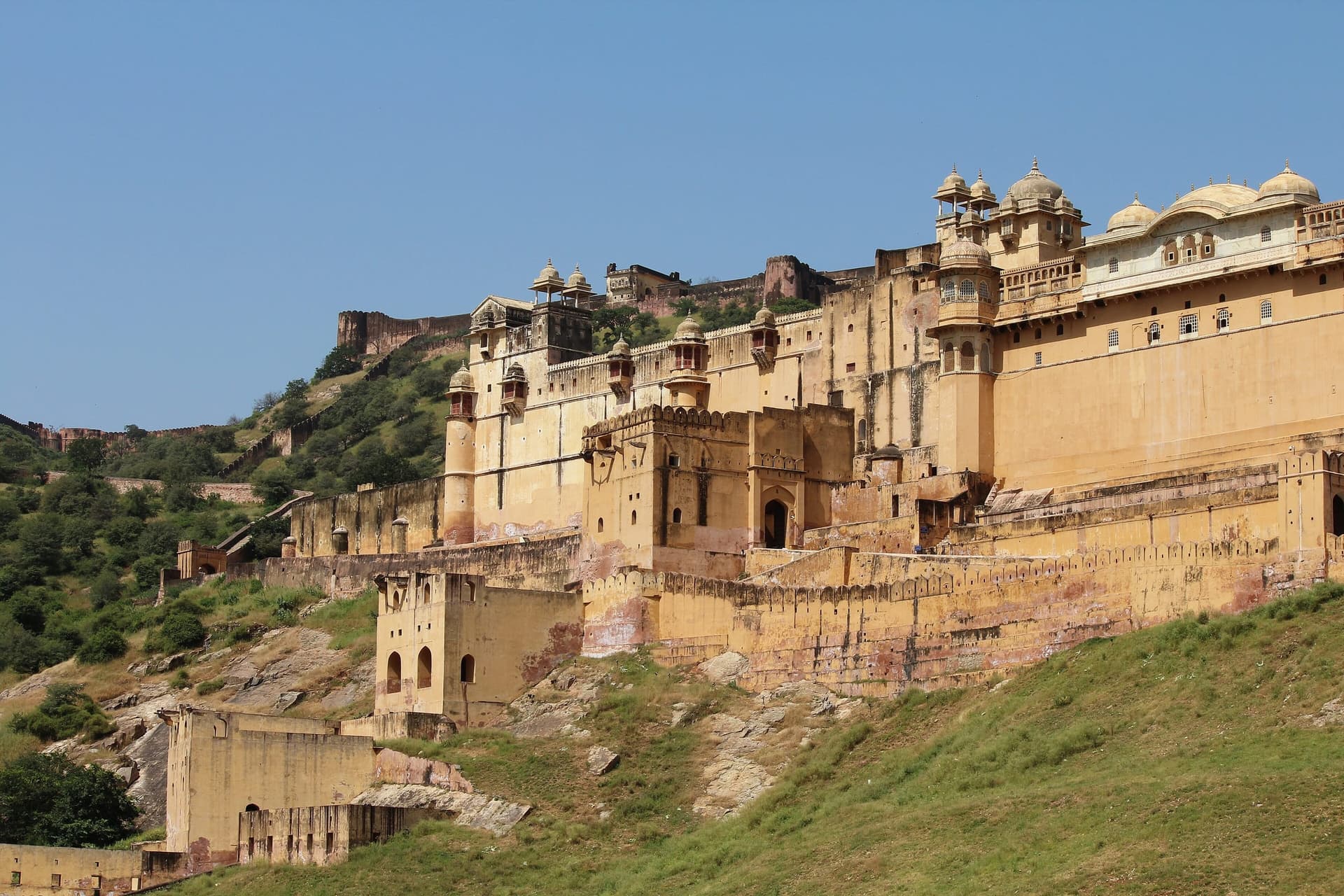 Amber Fort above Maota Lake near Jaipur, Rajasthan